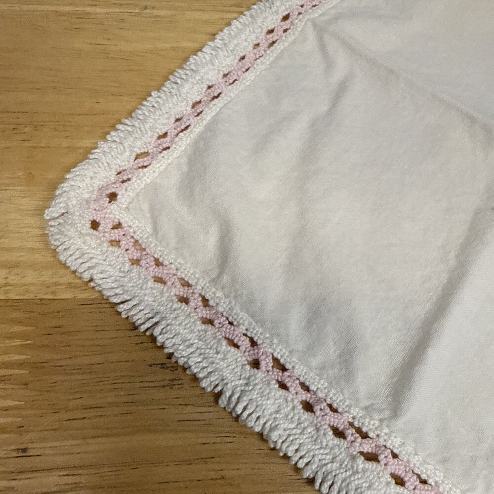 Vintage Hand Embroidered Floral Dresser End Table Scarf 10”x10” - Picture 3 of 7